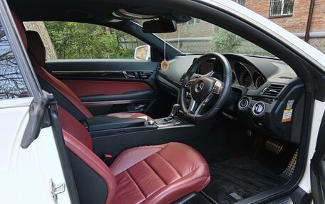 Mercedes-Benz E-Класс, 2012 год, 1 830 000 рублей, 5 фотография