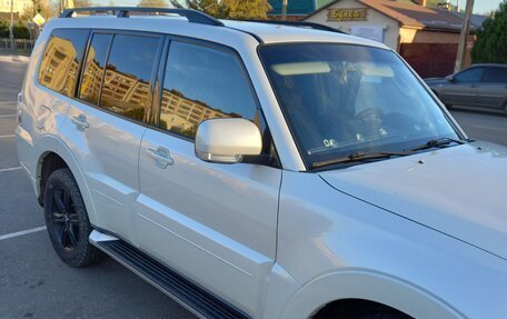 Mitsubishi Pajero IV, 2014 год, 2 600 000 рублей, 9 фотография