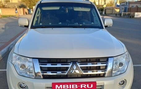 Mitsubishi Pajero IV, 2014 год, 2 600 000 рублей, 10 фотография