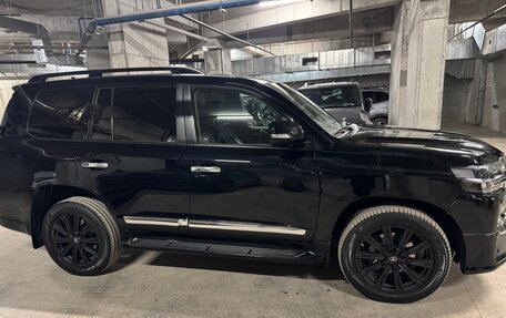 Toyota Land Cruiser 200, 2015 год, 5 500 000 рублей, 3 фотография