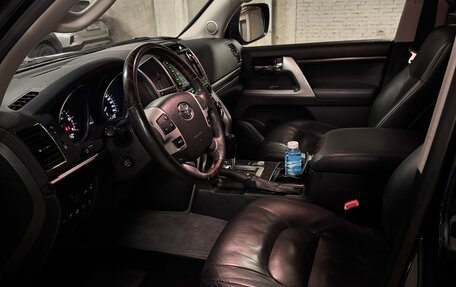 Toyota Land Cruiser 200, 2015 год, 5 500 000 рублей, 18 фотография