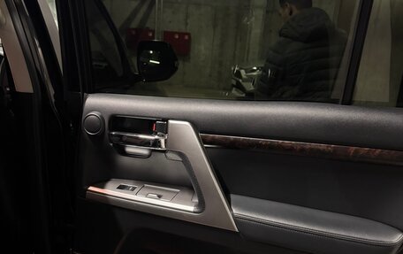 Toyota Land Cruiser 200, 2015 год, 5 500 000 рублей, 26 фотография