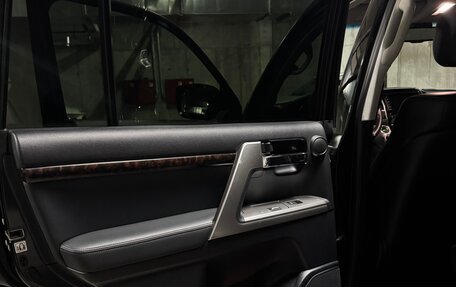 Toyota Land Cruiser 200, 2015 год, 5 500 000 рублей, 20 фотография