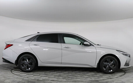 Hyundai Elantra, 2021 год, 2 250 000 рублей, 4 фотография