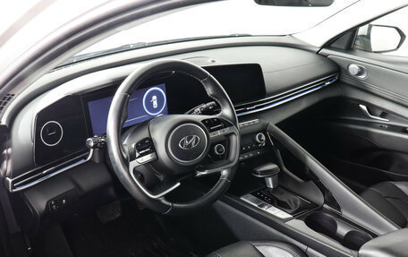 Hyundai Elantra, 2021 год, 2 250 000 рублей, 9 фотография