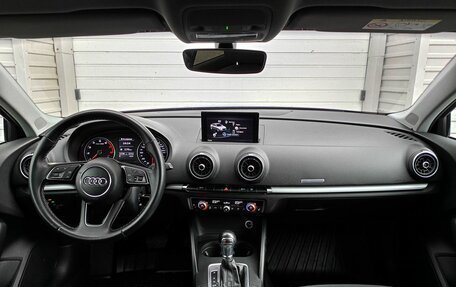 Audi A3, 2017 год, 1 799 000 рублей, 11 фотография