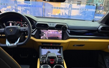 Lamborghini Urus I, 2025 год, 31 000 000 рублей, 6 фотография