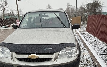 Chevrolet Niva I рестайлинг, 2011 год, 450 000 рублей, 5 фотография