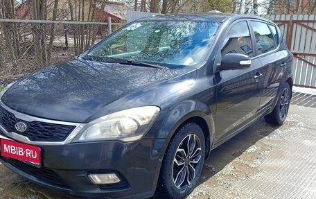 KIA cee'd I рестайлинг, 2010 год, 630 000 рублей, 1 фотография