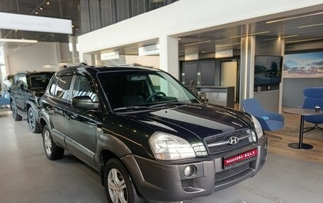 Hyundai Tucson III, 2006 год, 699 000 рублей, 1 фотография