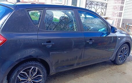 KIA cee'd I рестайлинг, 2010 год, 630 000 рублей, 8 фотография