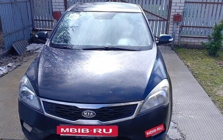 KIA cee'd I рестайлинг, 2010 год, 630 000 рублей, 11 фотография