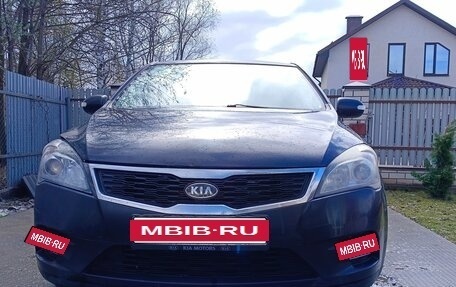KIA cee'd I рестайлинг, 2010 год, 630 000 рублей, 10 фотография