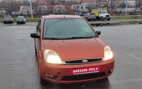 Ford Fiesta, 2003 год, 200 000 рублей, 6 фотография