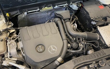 Mercedes-Benz A-Класс, 2018 год, 2 100 000 рублей, 13 фотография