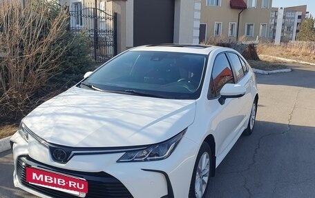 Toyota Corolla, 2021 год, 1 950 000 рублей, 2 фотография