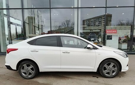 Hyundai Solaris II рестайлинг, 2021 год, 2 010 000 рублей, 5 фотография