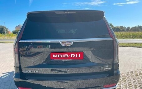 Cadillac Escalade V, 2023 год, 9 099 999 рублей, 5 фотография