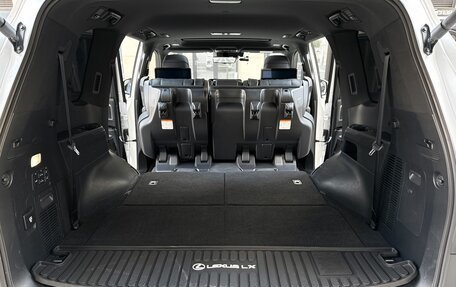 Lexus LX, 2024 год, 15 600 000 рублей, 33 фотография