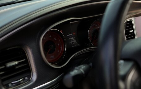 Dodge Charger, 2022 год, 11 900 000 рублей, 14 фотография