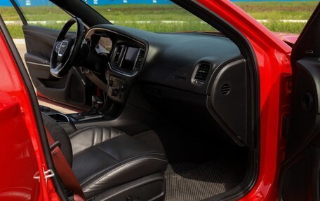 Dodge Charger, 2022 год, 11 900 000 рублей, 20 фотография
