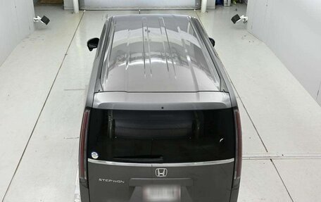 Honda Stepwgn, 2023 год, 2 090 000 рублей, 6 фотография