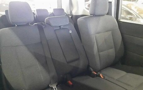 Honda Stepwgn, 2023 год, 2 090 000 рублей, 12 фотография