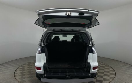 Mitsubishi Outlander III рестайлинг 3, 2011 год, 1 184 000 рублей, 7 фотография