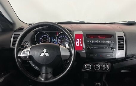 Mitsubishi Outlander III рестайлинг 3, 2011 год, 1 184 000 рублей, 12 фотография