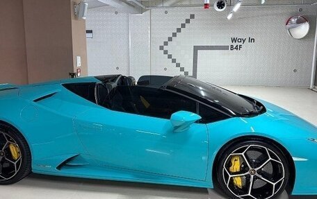 Lamborghini Huracán, 2022 год, 23 000 000 рублей, 3 фотография