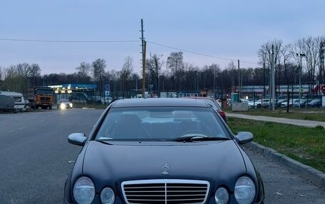 Mercedes-Benz CLK-Класс, 1997 год, 650 000 рублей, 1 фотография