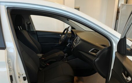 Hyundai Solaris II рестайлинг, 2019 год, 1 185 000 рублей, 28 фотография