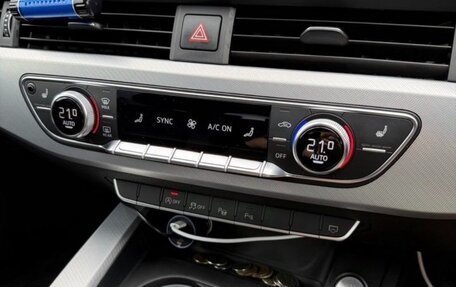 Audi A4, 2017 год, 1 530 000 рублей, 9 фотография