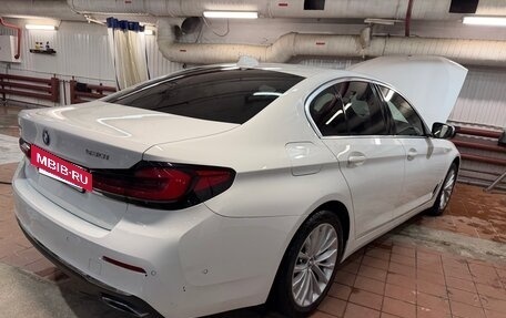 BMW 5 серия, 2021 год, 5 490 000 рублей, 3 фотография