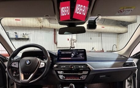 BMW 5 серия, 2021 год, 5 490 000 рублей, 6 фотография