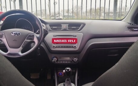 KIA Rio III рестайлинг, 2016 год, 920 000 рублей, 7 фотография