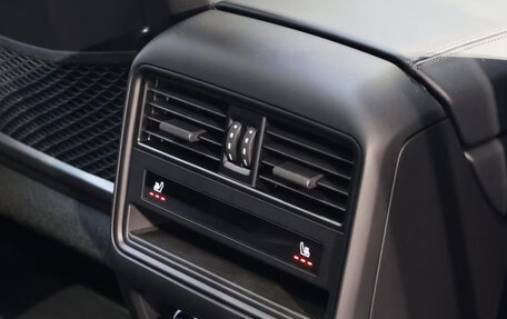 Porsche Cayenne III, 2026 год, 14 200 000 рублей, 17 фотография