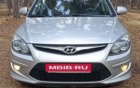 Hyundai i30 I, 2011 год, 825 000 рублей, 2 фотография