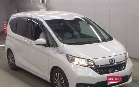 Honda Freed II, 2021 год, 1 670 000 рублей, 3 фотография