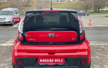 KIA Soul II рестайлинг, 2017 год, 1 490 000 рублей, 12 фотография