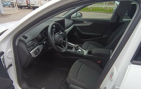 Audi A4, 2021 год, 3 282 000 рублей, 10 фотография