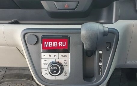 Toyota Passo III, 2016 год, 900 000 рублей, 10 фотография