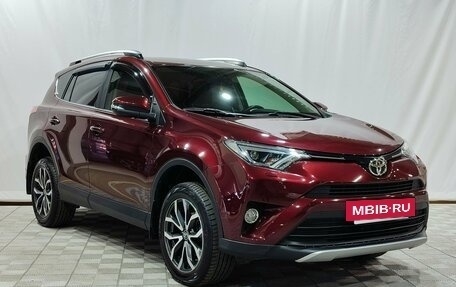 Toyota RAV4, 2019 год, 3 000 000 рублей, 3 фотография