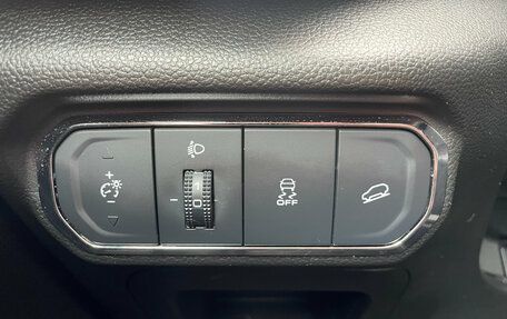 Haval Jolion, 2023 год, 1 950 000 рублей, 18 фотография