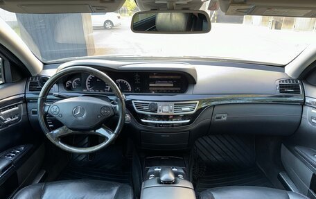 Mercedes-Benz S-Класс, 2012 год, 1 700 000 рублей, 1 фотография