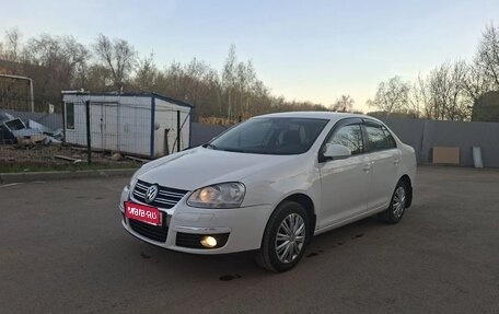 Volkswagen Jetta VI, 2010 год, 580 000 рублей, 1 фотография
