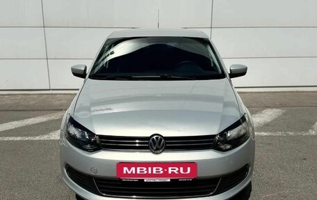 Volkswagen Polo VI (EU Market), 2012 год, 690 000 рублей, 2 фотография