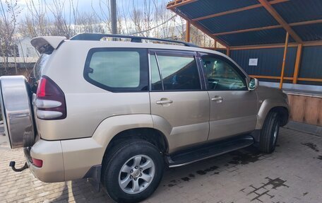 Toyota Land Cruiser Prado 120 рестайлинг, 2005 год, 1 660 000 рублей, 3 фотография