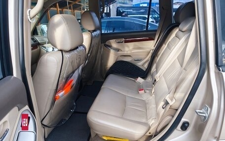 Toyota Land Cruiser Prado 120 рестайлинг, 2005 год, 1 660 000 рублей, 7 фотография