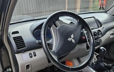 Mitsubishi L200 IV рестайлинг, 2008 год, 1 132 000 рублей, 9 фотография